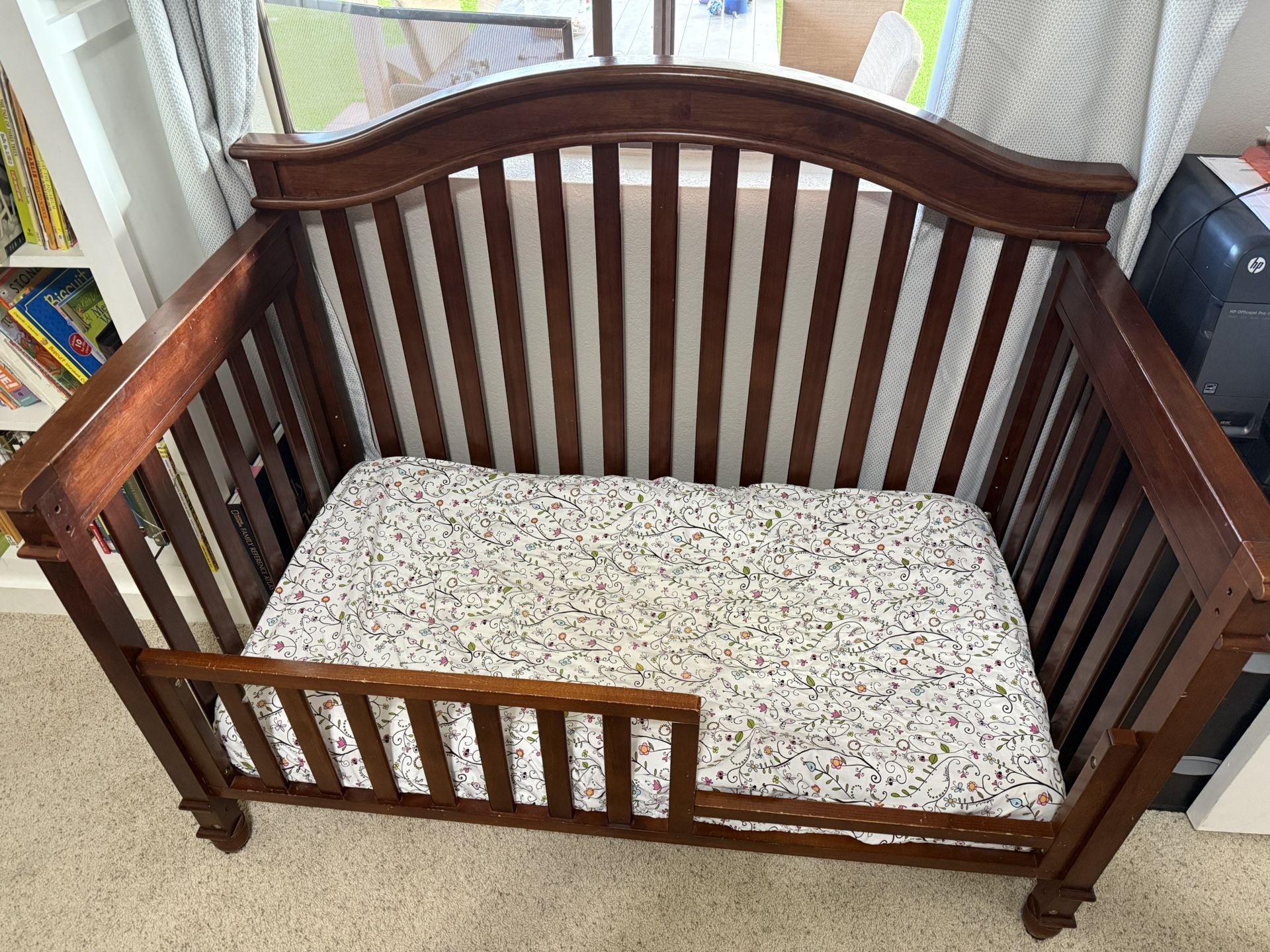 Convertible Baby Crib With Toddler Side Rail