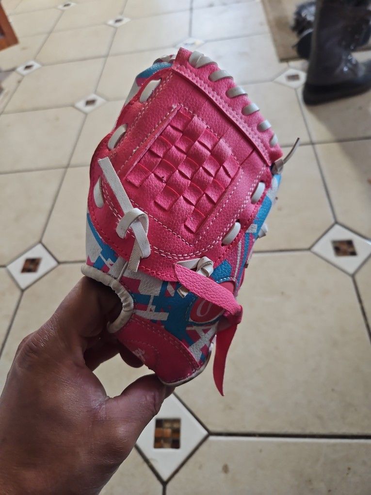 Left Hand Tball Baseball Glove