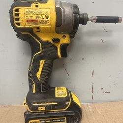 Dewalt DCF809 1/4” Cordless Impact Driver With Battery 