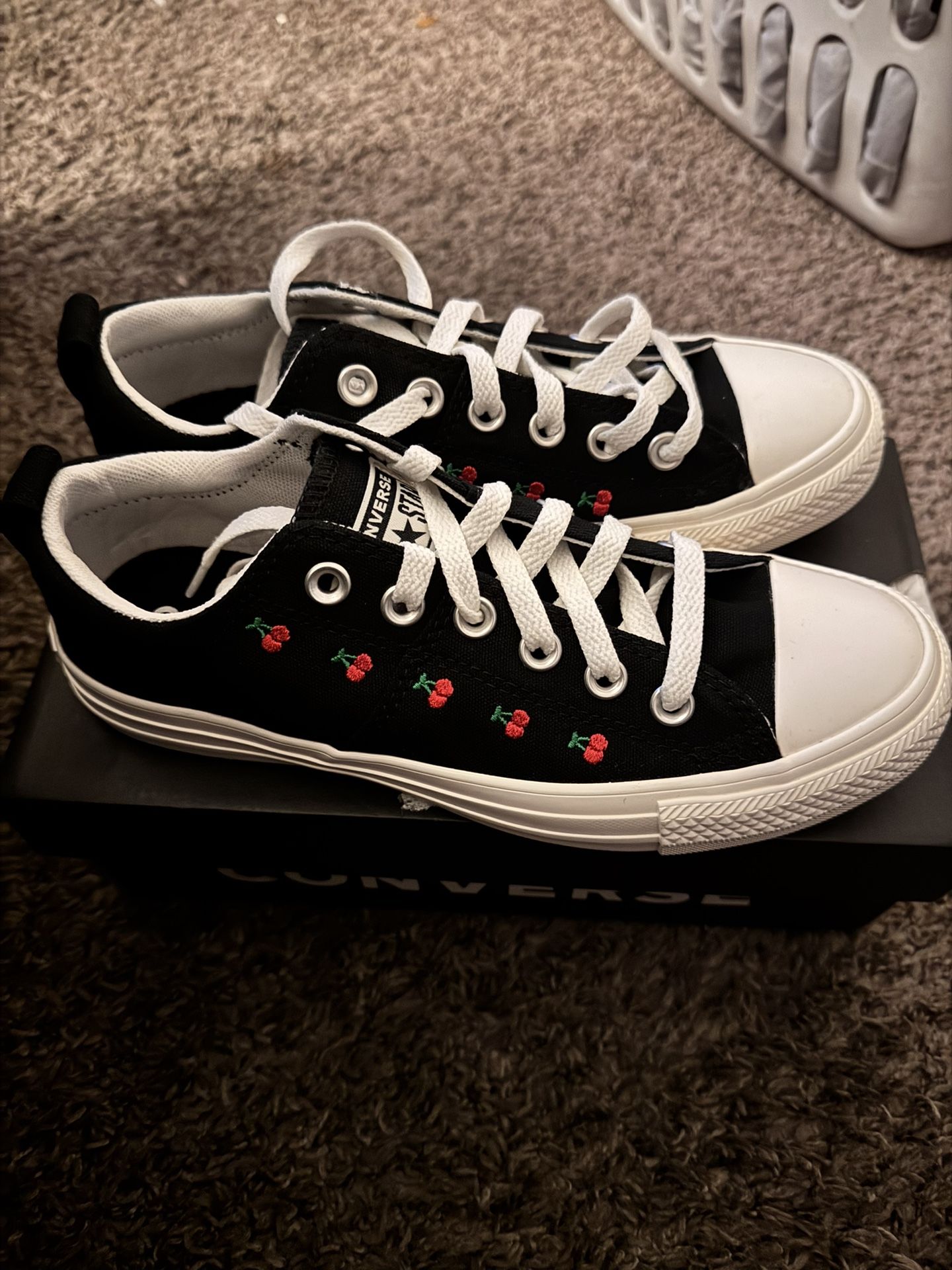 Cherry Converse Size 7.5 In Woman’s