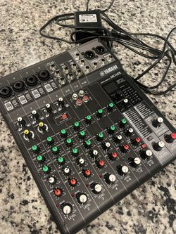 out-of-the-box Yamaha MG10x mixer