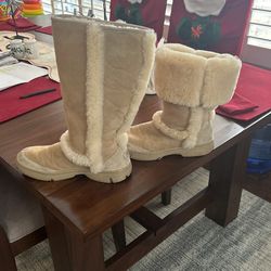 Tall, UGG boots you can also wear them low