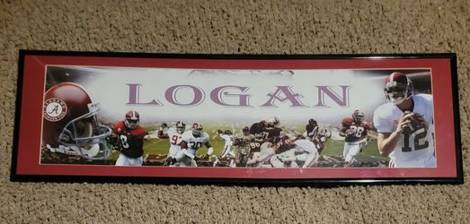 ALABAMA CRIMSON TIDE LOGAN FOOTBALL FRAMED PICTURE WITH WHOLE TEAM RED AND WHITE 