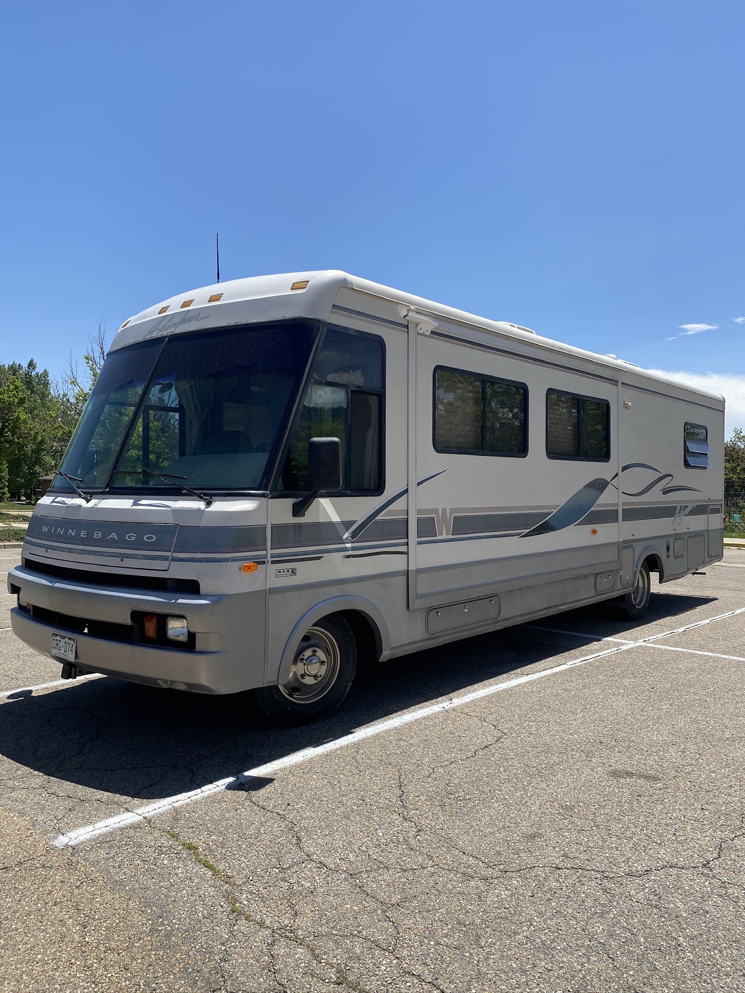 1996 Winnebago Adventurer
