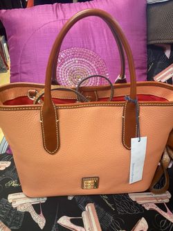 Dooney & Bourke Handbag 
