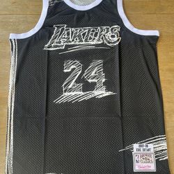 MENS KOBE BRYANT LOS ANGELES LAKERS JERSEY XL