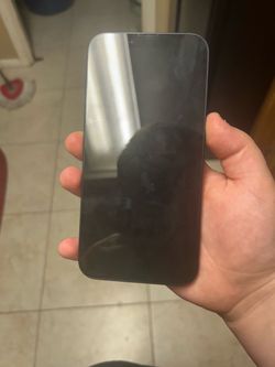 iPhone 16 e