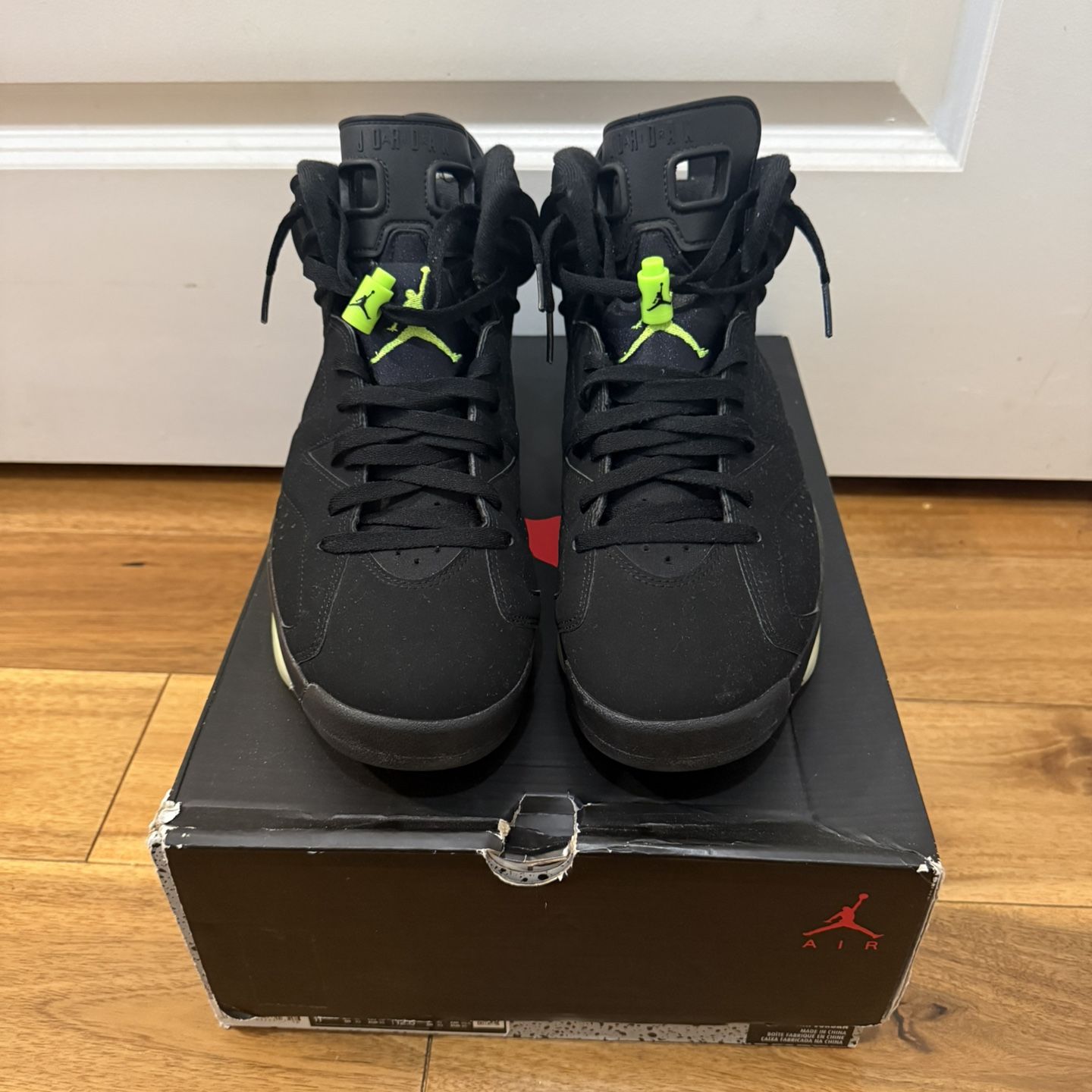 Retro Jordan 6 Electric Green Size 11