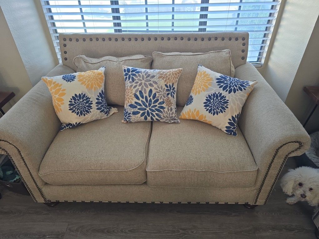 Loveseat