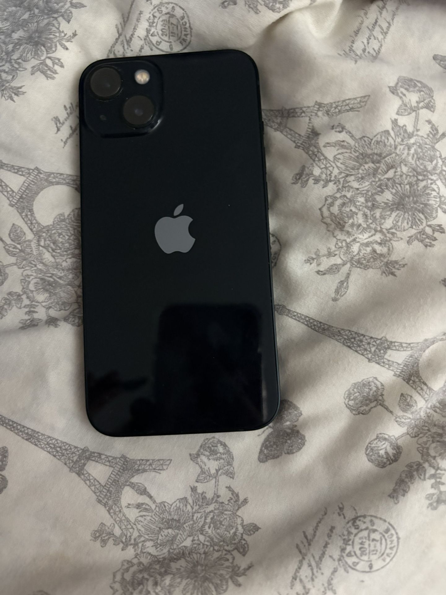Black iPhone 13