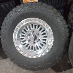 New 17 Grey Wheels 285 70 17 New Tires 