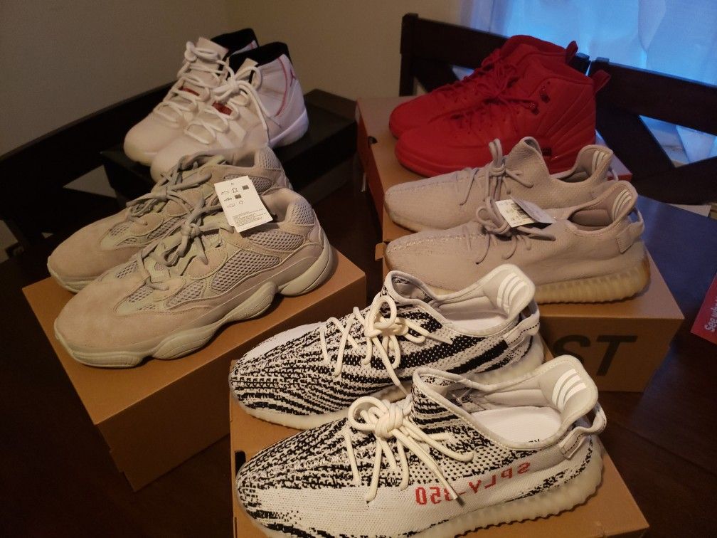 Yeezys and jordans sz 11