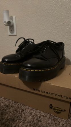 Doc martins size 7 (read description)