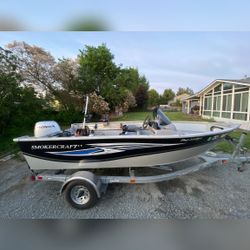 17’ Smoker Craft Pro Lodge - Like New - 2015 - Buckley, WA