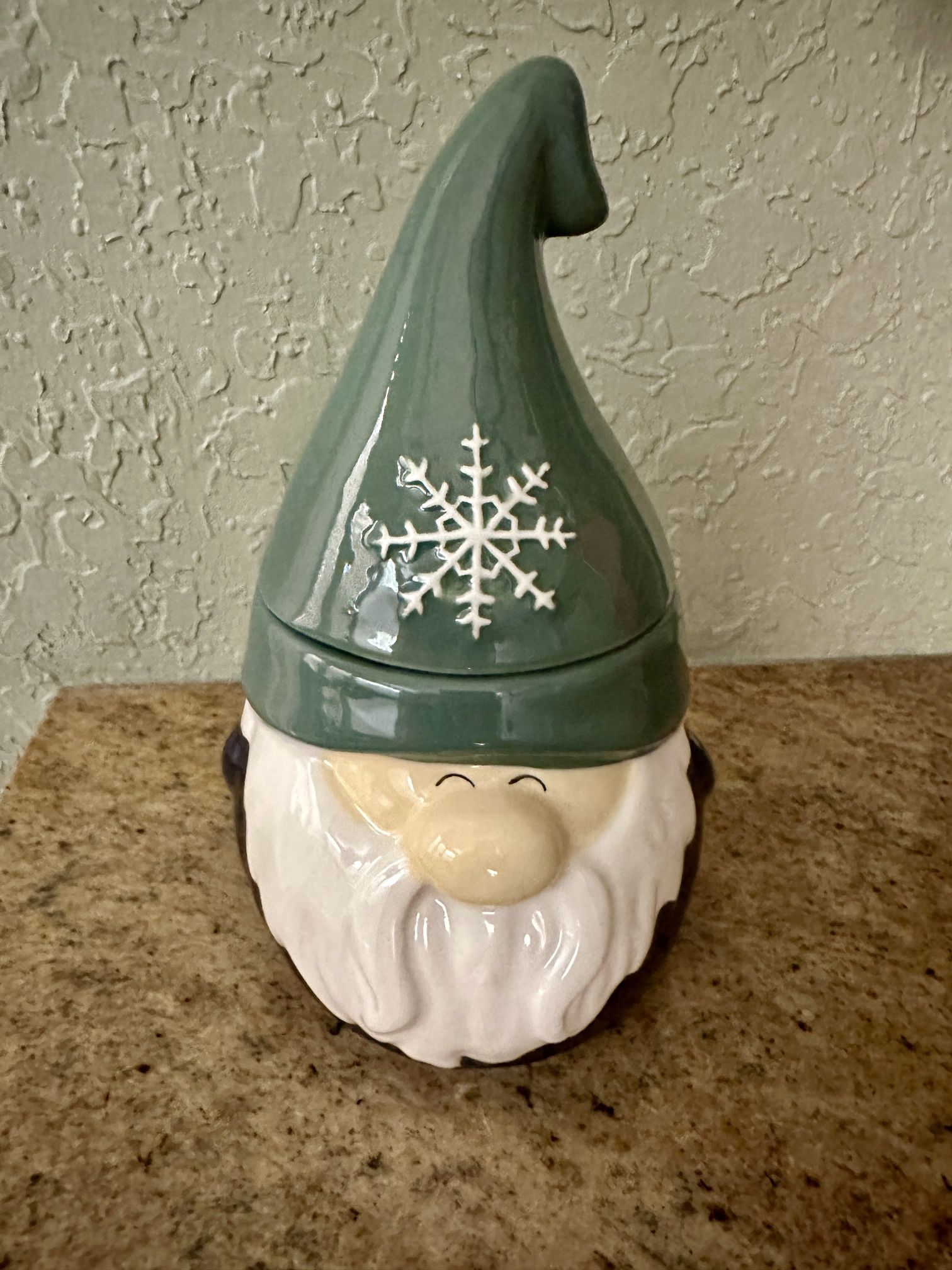 Brand New Ceramic Gnome Mint Scented Candle