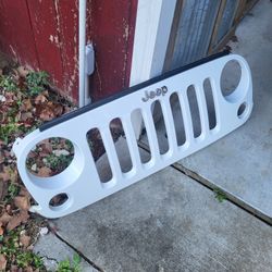 Grill Cover for a 2016 Jeep Wrangler
2007 -2018 white
