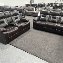 New Reclining Couch / Love Seat . Brown Gel Leatherette . 82x37x41H; 72x37x41H. Free Delivery !
