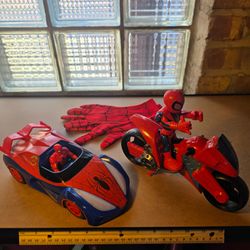 8" SPIDER-MAN TO THE RESCUE CAR - MOTORCYCLE - GLOVES