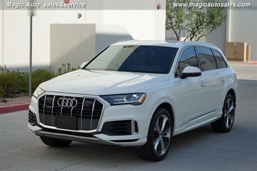 2022 Audi Q7 quattro Premium Plus