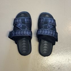 BLACK KAPPA SLIDES