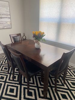6-Piece Padded Dining Set with Bench