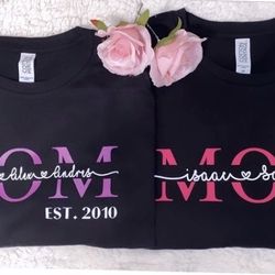 Personalized Mom Shirts 💕 Personalize yours with your kids names 😊