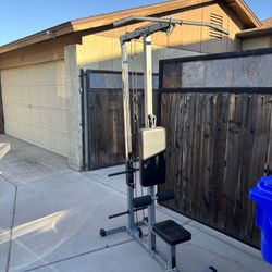 Plate Loaded Lat Pull Machine