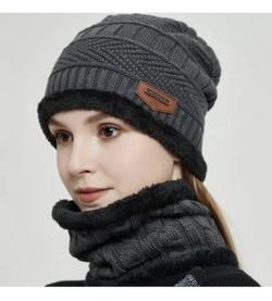 Winter Knit Beanie Hat Neck Warmer Scarf (Color: Gray/Red)