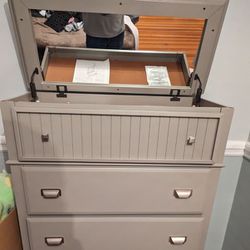 Dresser/Chest - Spencer Gray 5 Drawer Lift-Top