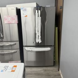GE Stainless Steel French Door Refrigerator💥💥
