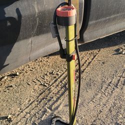 Avenir Airsource 2300 Bike Pump