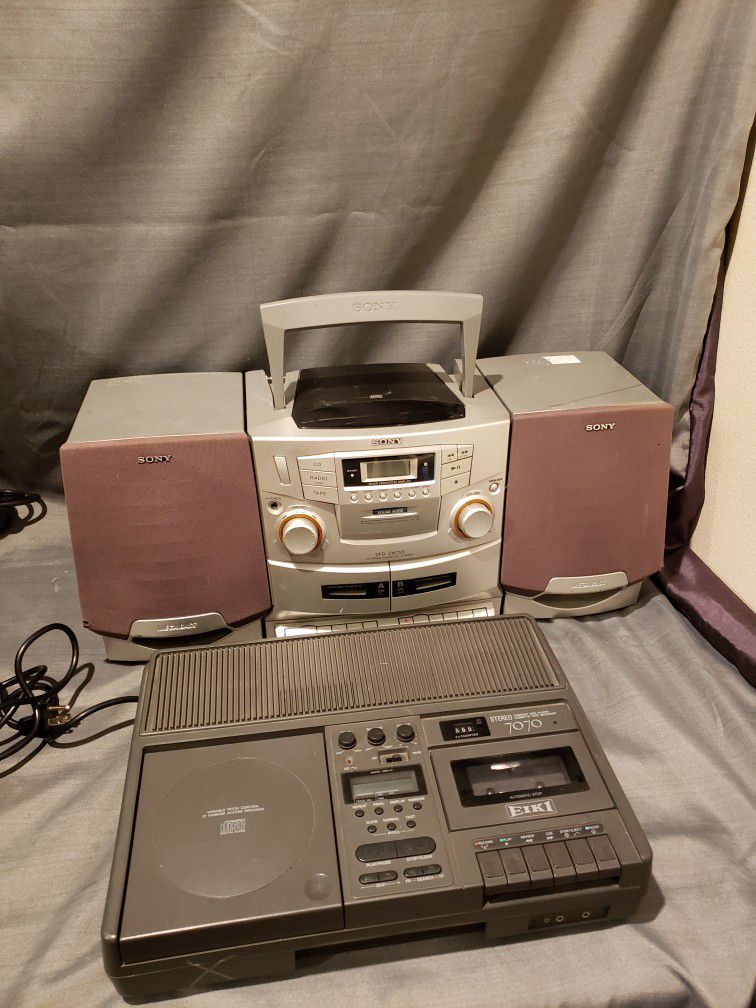 Sony Boombox Stereo CD Player Eiki Cassette SPEAKERS