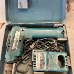 Makita Cordless Drill 