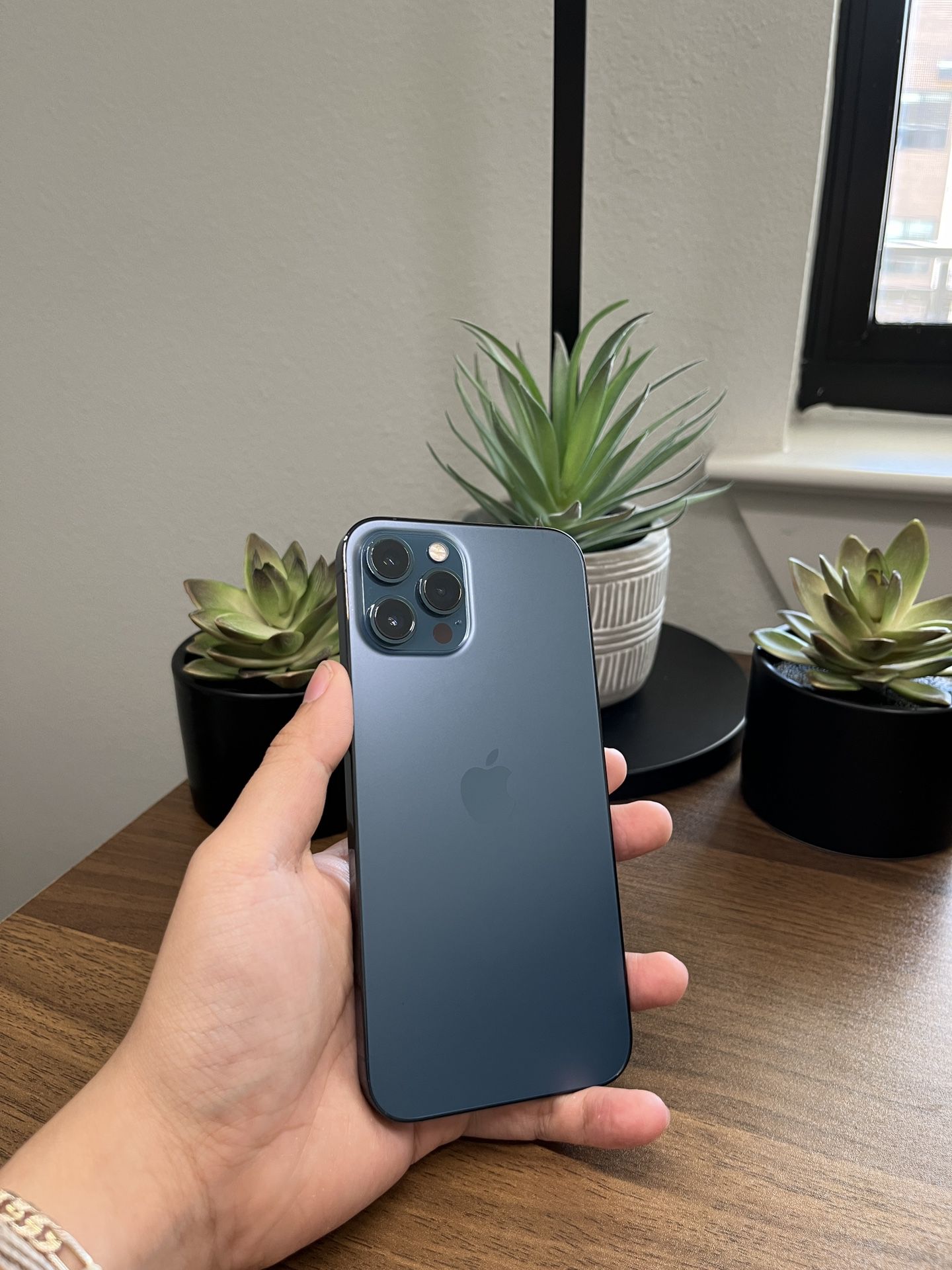 iPhone 12 Pro Max 128gb Pacific Blue 💙⭐️ Unlocked Any Carrier! Verizon AT&T Cricket T-mobile Metro Mexico Tambien 🇲🇽 international