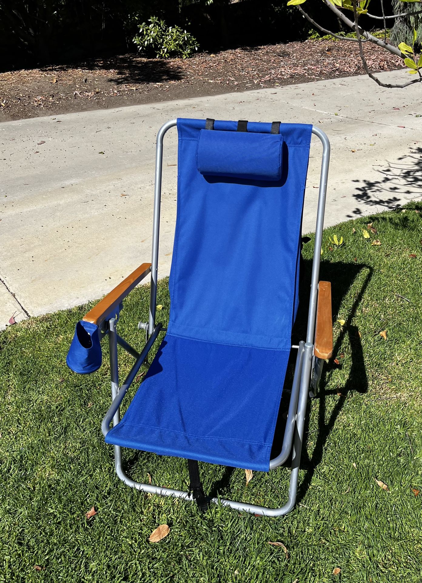 WearEver 4-Position Backpack Beach Chair & Storage Pocket