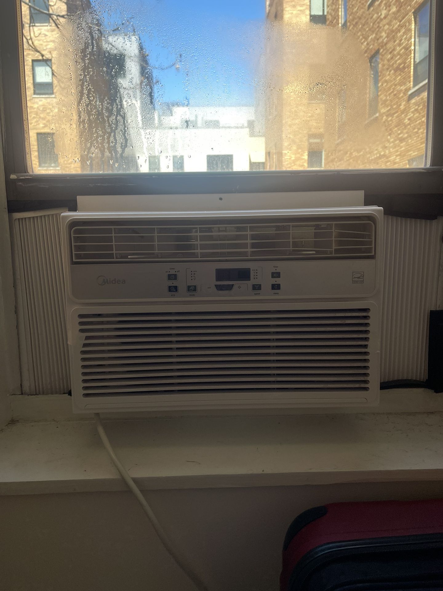 Air conditioner 