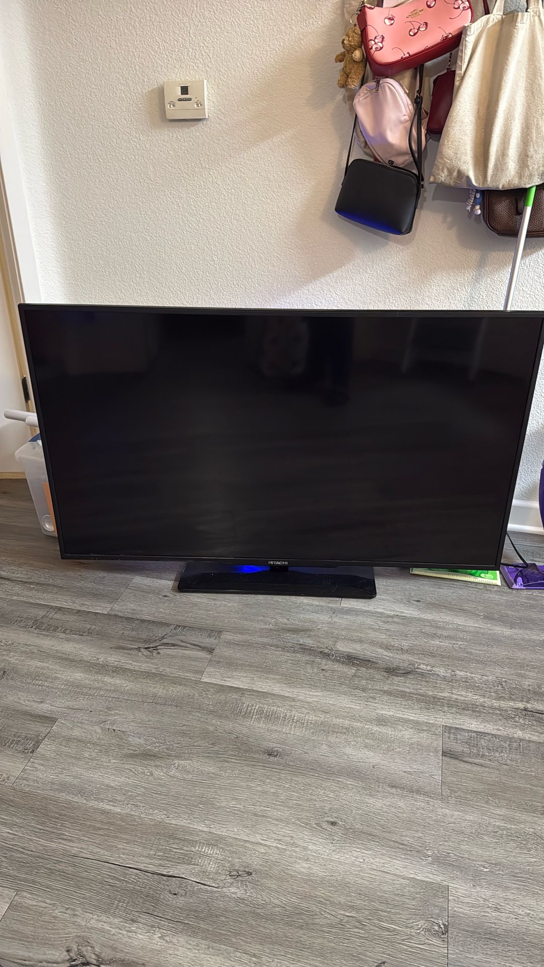 55 Inch Hitcahi TV For Sale