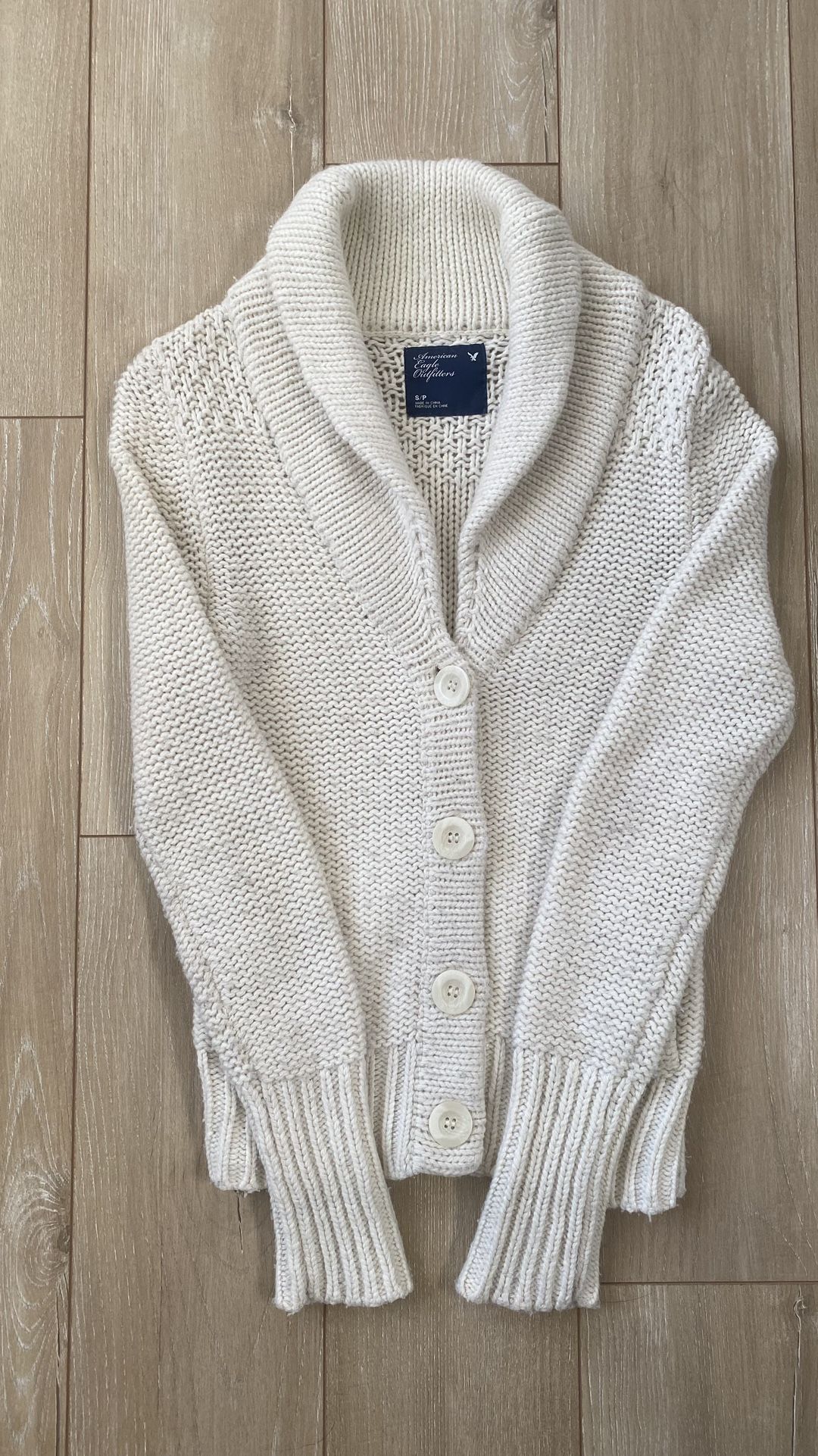 American Eagle Cardigan