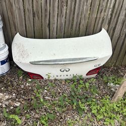 Infiniti g37 trunk
