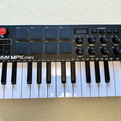 Akai MPK Mini MK3 MIDI Keyboard 