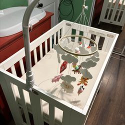 Mini Crib White With Mattress 