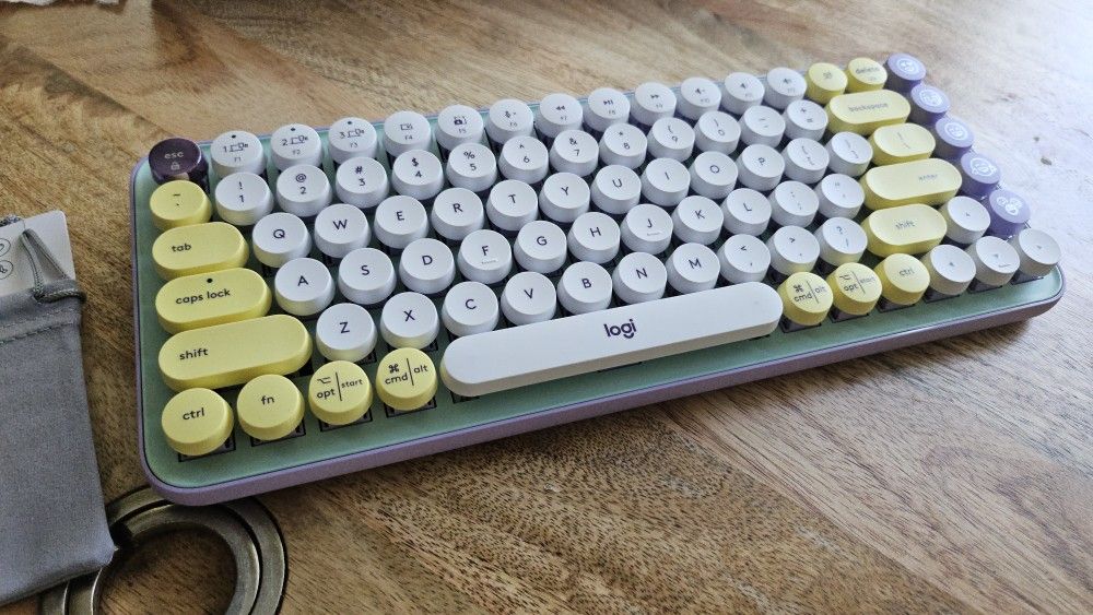 Logitech Pop Keys Mechanical Wireless Bluetooth Keyboard + Logi Bolt