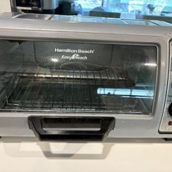 Hamilton Beach East Reach Toaster Oven
