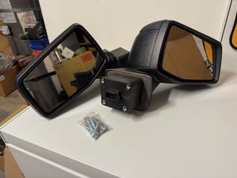 OEM Side Mirrors – 2025 Chevy Silverado (Like New, Pair)