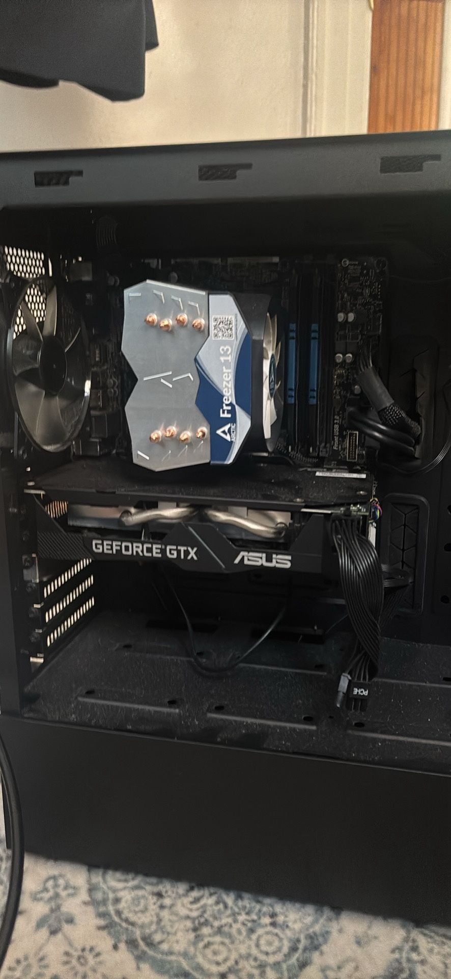 PC (Personal computer)