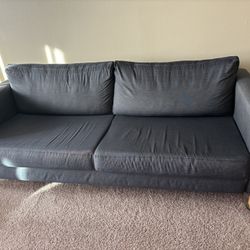 Sofa. Very Good Condition. 
