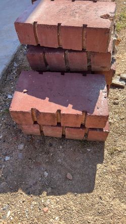 FREE, solid block