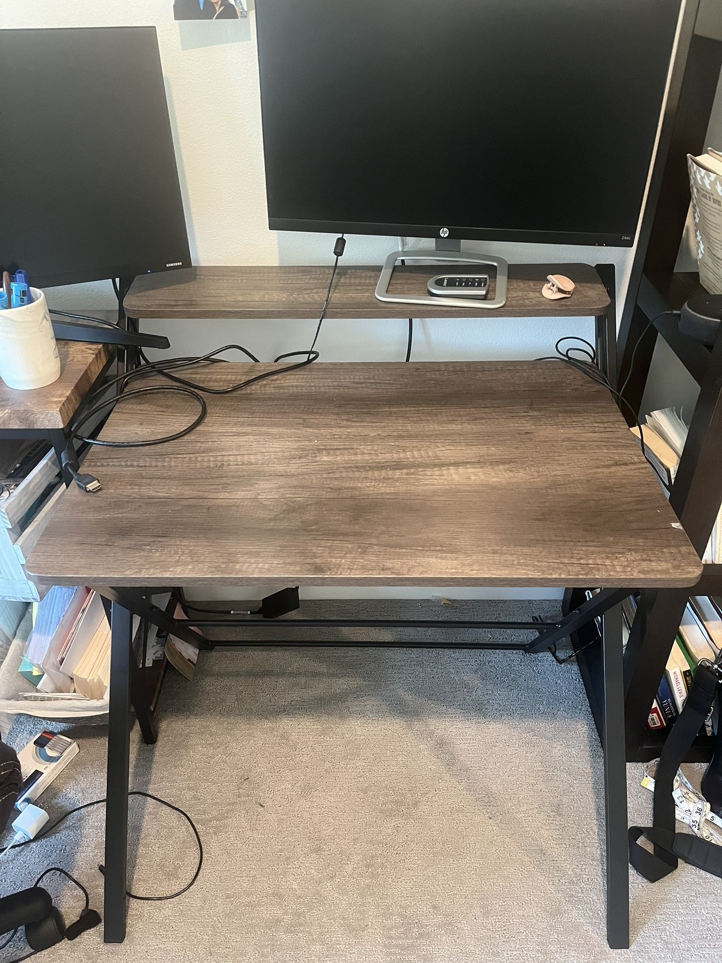 Small Desk for Sale in Issaquah, WA OfferUp