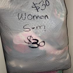 Women/ Big Girl Clothes Size S-m Lot 