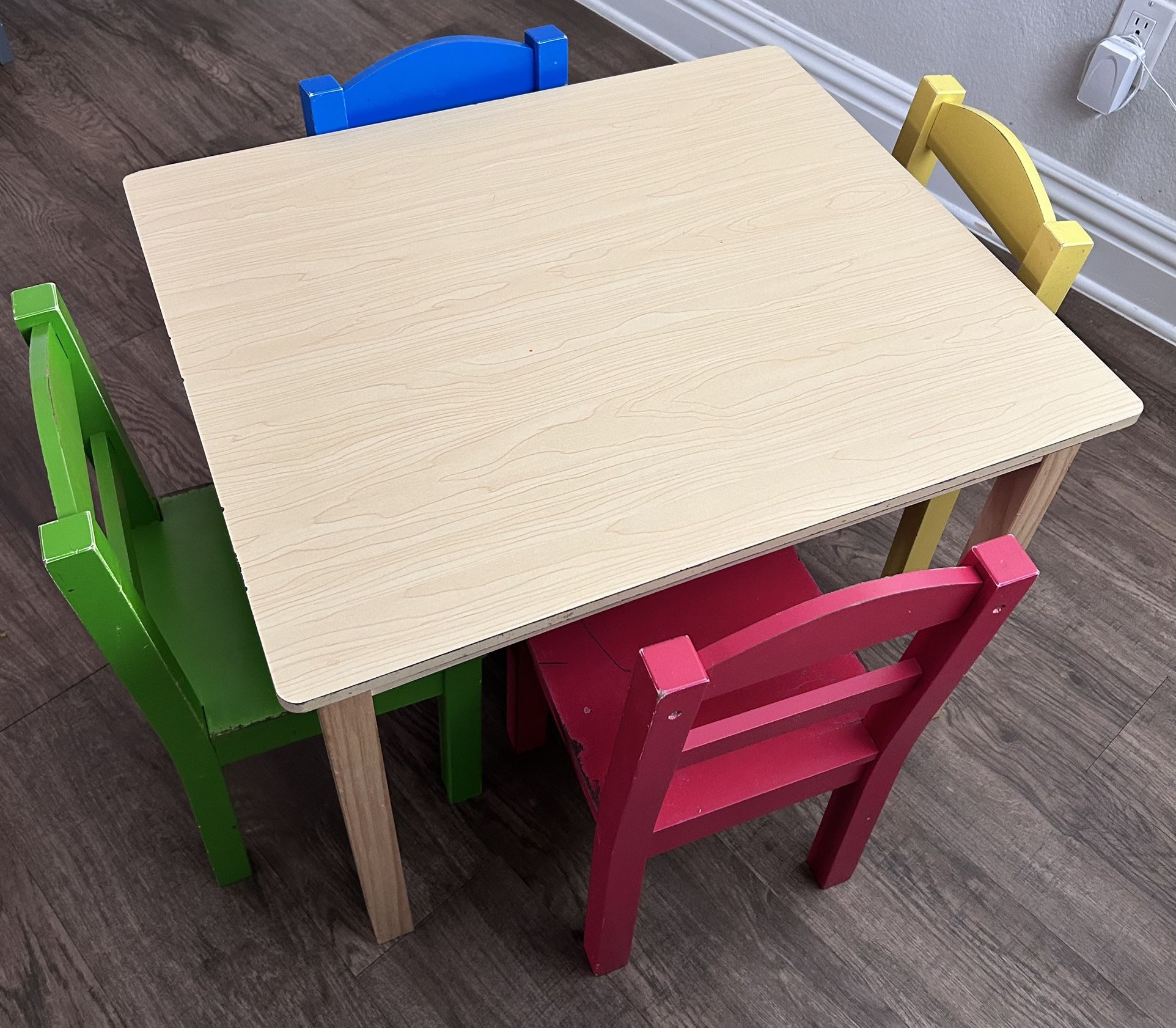 Kids Table And Chair Set 